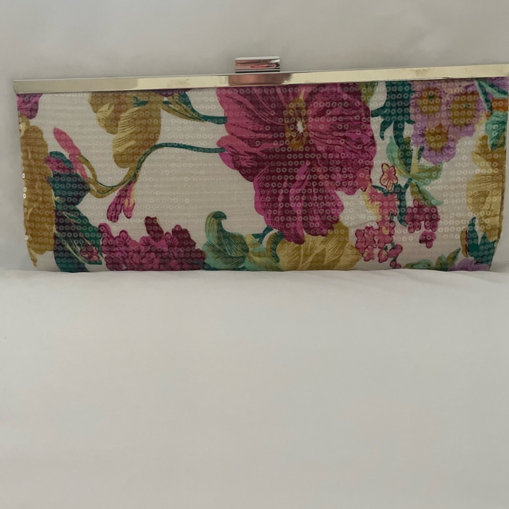 Clutch with floral sequins